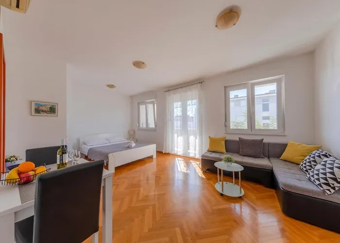 Sorento Apartments